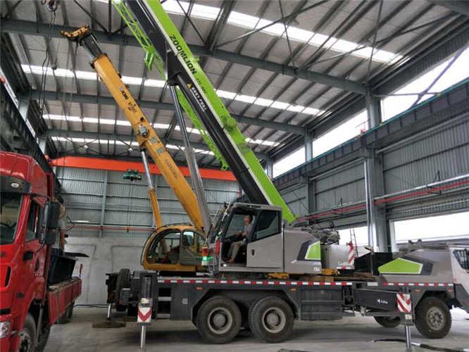 秭归县高空车出租需要注意哪些安全事项？