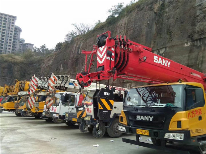 秭归县吊车出租按什么计费？台班费、单次费、里程费怎么算？