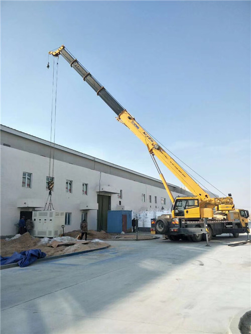 秭归县“超载就喊停”—— 吊车的 “重量保镖” 技术