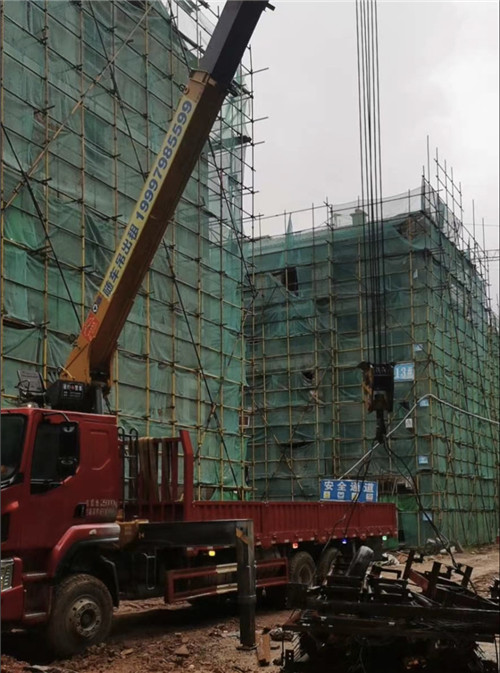 秭归县“慢工细活”—— 吊车的 “微动控制” 技术