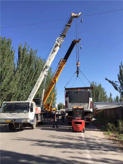 秭归县港口集装箱搬运案例